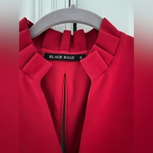 Black Halo red cocktail dress with lining
Stunning